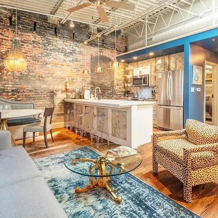 80 Lex 203 Eclectic Industrial Apt